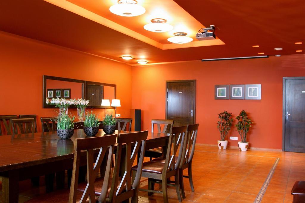 Hotel Sinchronas Telšiai Esterno foto