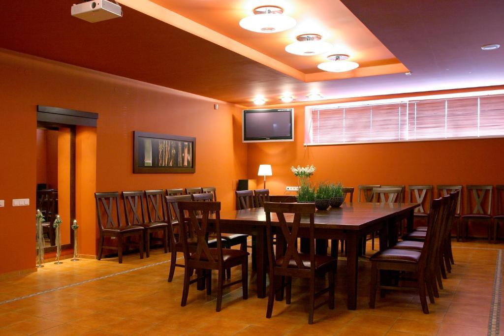Hotel Sinchronas Telšiai Esterno foto