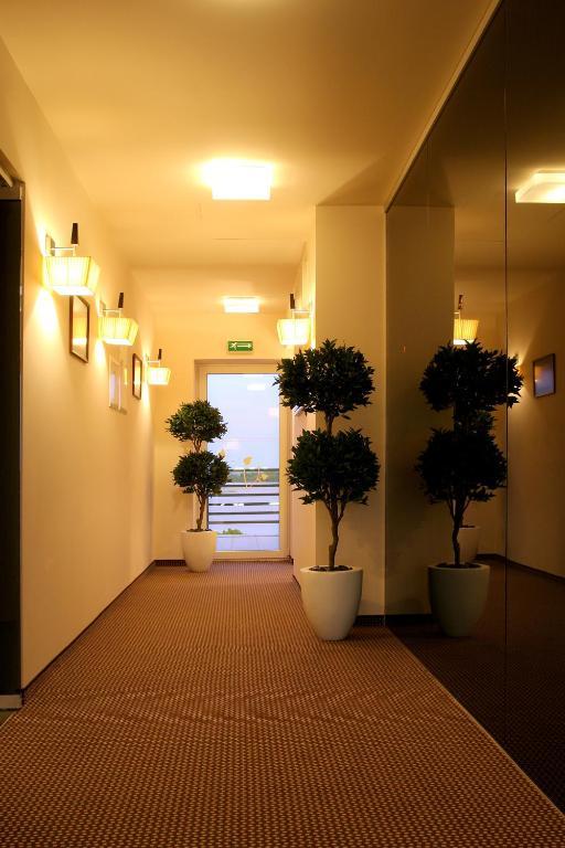 Hotel Sinchronas Telšiai Esterno foto